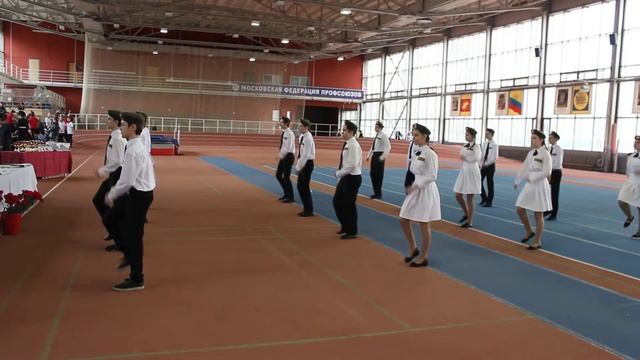 Выступление 8 б класса Школы 799 на Всероссийском смотре строя и песни 8 апреля 2017 года смотреть онлайн
