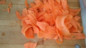 Сухая приправа из овощей и зелени.