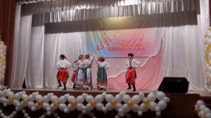 Украинская кадриль "Девятка". ГДХЦ "Мечта"