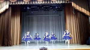 Русский стилизованный танец "Катюша"