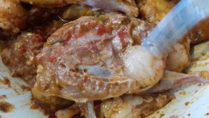 2-рецепта Перепела в томатном соусе -аджике. Мясо жарим на сковороде или запечённое в духовке.