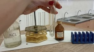 химическая реакция азотной кислоты и хлорида калия