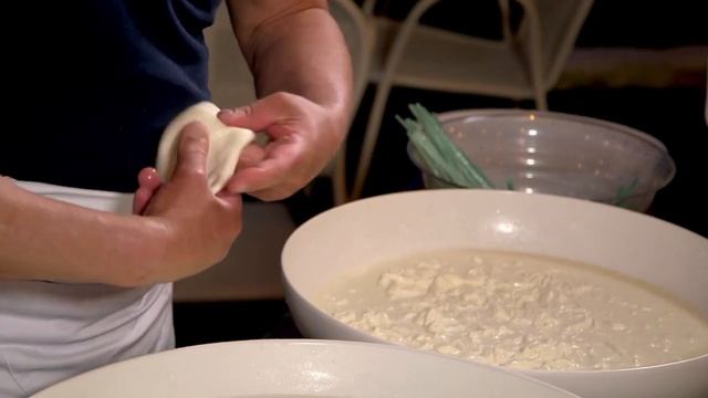 Burrata Cheese! смотреть онлайн