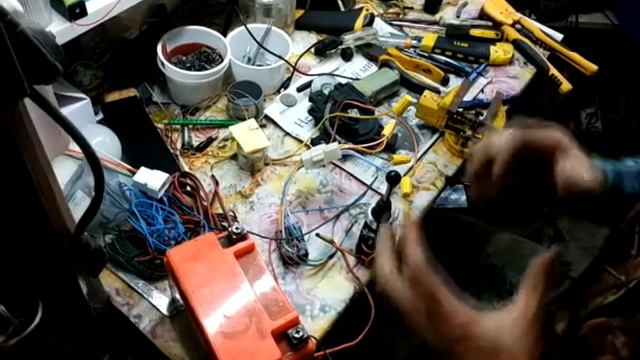 Джойстик на реле смотреть онлайн