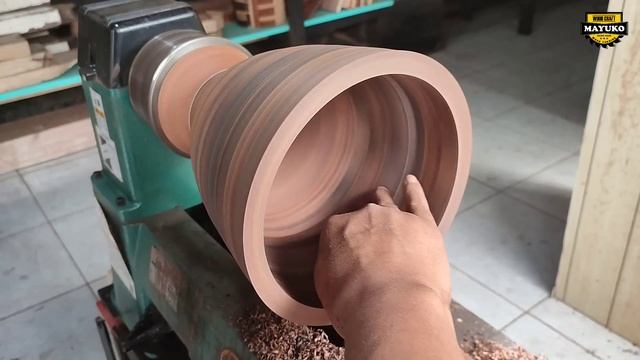 SEGMENTED ROSEWOOD ROOT VASE, wood turning