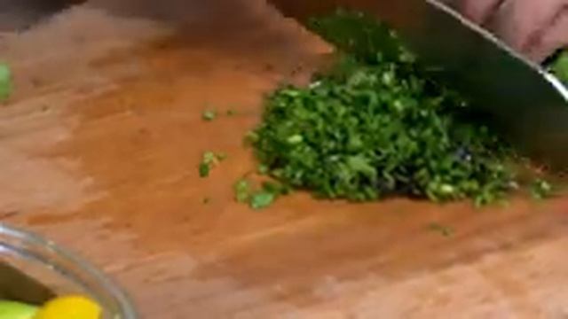 Qırmızı Kələm Salatı Resepti | Vitamin Salatı | Veqan | Daily Yum смотреть онлайн