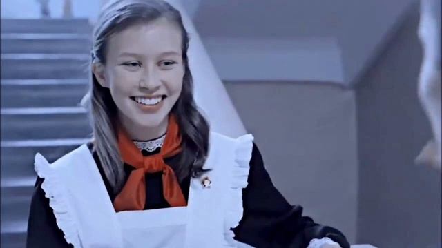 ГУЛЯТЬ ПОД ДОЖДЁМ - feat АЙГУЛЬ ИЗ СЛОВО ПАЦАНА (МЭШАП)