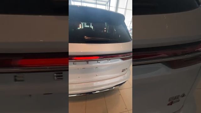 Geely Monjaro '2023 смотреть онлайн