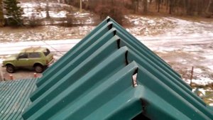 Неправильный обход труб на кровле