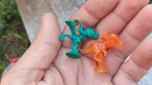 Прилипалы ЗАВРЫ в ПЯТЕРОЧКЕ новые игрушки РЕДКИЕ динозавры, обзор распаковка.