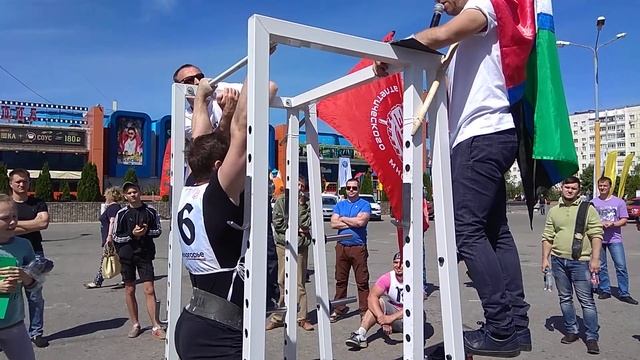 Подтягивания +23кг 22 раза смотреть онлайн