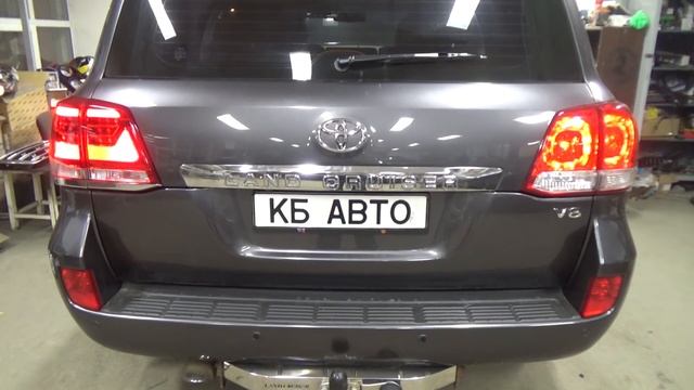 Как снять задние фонари крузер 200 Toyota Land Cruiser 200 замена задней оптики + HPL - смотреть видео онлайн от "У