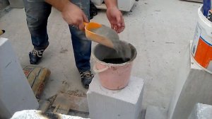 Консистенция клея для укладки блоков