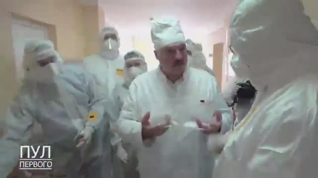 Лукашенко до сих пор не осознаёт опасность коронавируса и не хочет надевать маску