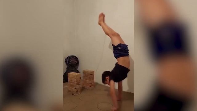 Моменты в спорте, в которые никто бы не поверил, если бы их не сняли на камеру! смотреть онлайн