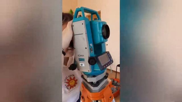 Геодезические измерения с помощью электронного тахеометра смотреть онлайн