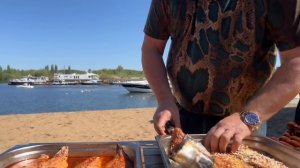 ШАШЛЫК ИЗ РЫБЫ, ДОСТУПНОЙ КАЖДОМУ ! НЕОБЫЧНЫЙ РЕЦЕПТ РУЛЕТОВ ИЗ СКУМБРИИ #шашлык #скумбрия #рыба