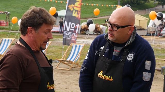 Карбонад, сардельки, курица и витаминный салат. Кухня на свежем воздухе. Выпуск 45 смотреть онлайн