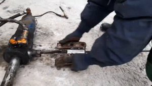 выбивание втулок на борекс 3106