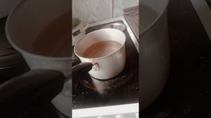 как налить воду в кастрюлю как вскипятить ту самую воду и как сделать чай смотреть без рекламы
