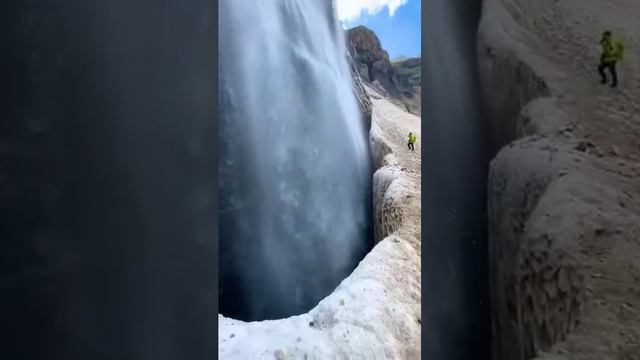 Ледниковый водопад Чило? Хаккари?? #shorts смотреть онлайн