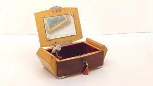 Музыкальная Шкатулка с Балериной Старинная Шкатулка 1950гг Италия Ballerina Music Box REUGE Swiss