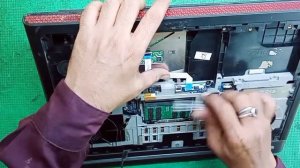 dell inspiron 15 - 7567 disassembly. dell p65f. gaming laptop how to repair. gaming laptop upgrade