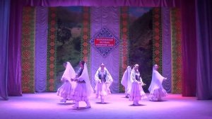 "Оло Эйек", танец "Аккоштар"