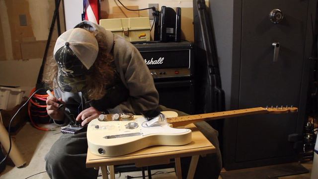 Esquire build with a loller 52 t pickup смотреть онлайн