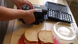 ?#ГОРЯЧИЕ БУТЕРБРОДЫ на #БУТЕРБРОДНИЦЕ 3в1 #"REDMOND"