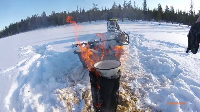 ЛОВИМ ХАРИУСА | Идём на снегоходах в верховья Юмоса | Grayling смотреть онлайн