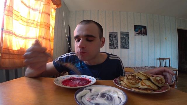 МУКБАНГ АСМР ОЛАДЬИ с ВАРЕНЬЕМ КЛУБНИЧНЫМ и СМЕТАНОЙ / СЛАДКИЙ МУКБАНГ/ ЕДА / EATING ASMR Mukbang смотреть онлайн