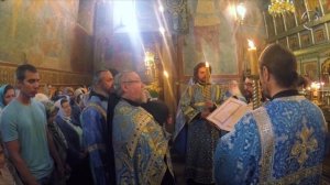 Отец Власий читает Богородичное Евангелие. 05.25.2015