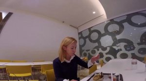 Видеообзор: Где поесть в Дубае/Пельмени Momos Magic в Al-Ghurair Centre/Кафе, рестораны в Дубае