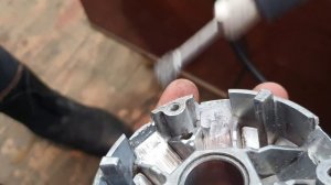 расточка вариатора скутера Peugeot Speedfigther 2 (как правильно и безопасно расточить вариатор)