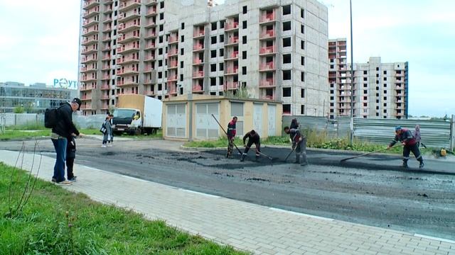 В РЕУТОВЕ ОТРЕМОНТИРОВАЛИ ДОРОГУ ВОЗЛЕ МНОГОЭТАЖКИ НА ЮБИЛЕЙНОМ ПРОСПЕКТЕ-68 22.09.21 смотреть онлайн