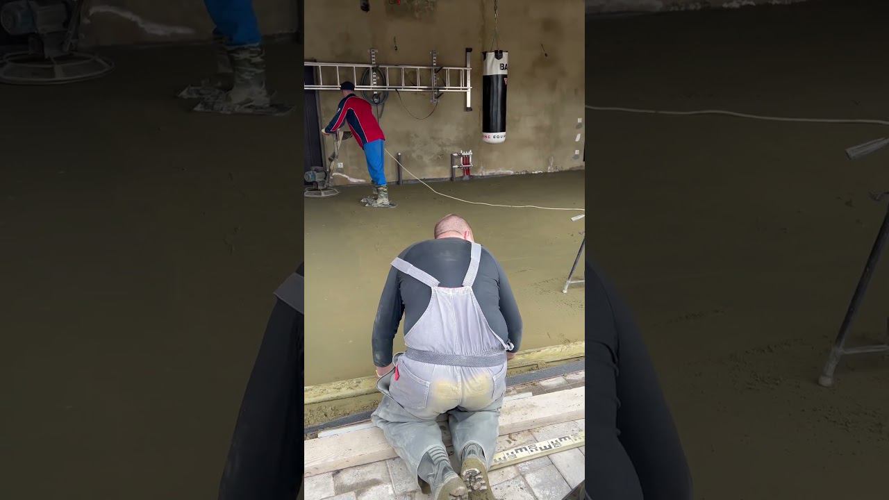Полусухая стяжка #short #shorts