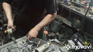 Интерскол УШМ 125/900 поменяли щетки - не включается