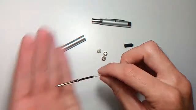 Как разобрать ручку 3 в 1 - Лазер, Фонарик, Ручка. (Ручка пишущая + LED фонарик + Лазерная указка) смотреть онлайн
