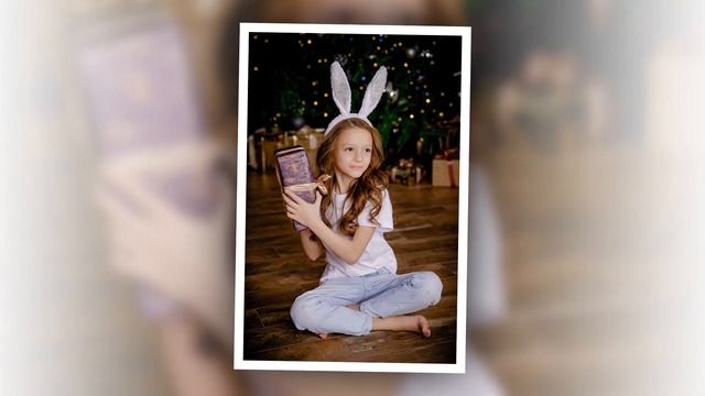 Слайд-шоу "Новогодняя фотосессия Мама+Папа+Я = дружная семья" смотреть онлайн