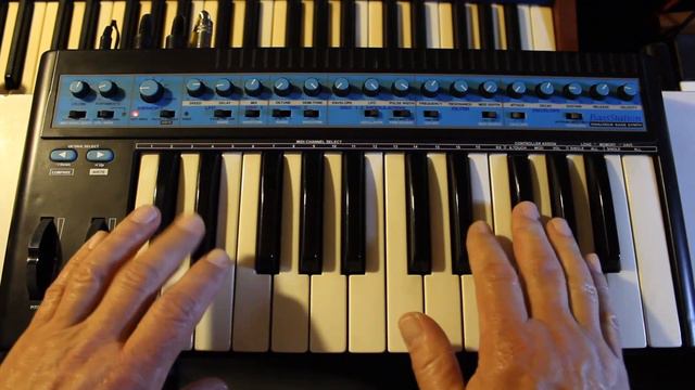 Bass Station 1 Novation 1993 смотреть онлайн