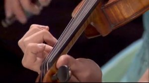 Tessa Lark plays Mozart Violin Concerto #3 Cadenza at age 14