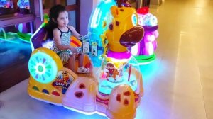 Милана на море/ ИГРОВАЯ КОМНАТА / Детский бассейн