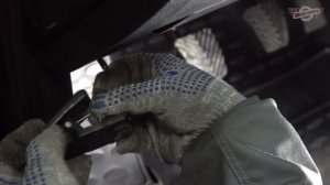 Замена троса капота на Hyundai Solaris