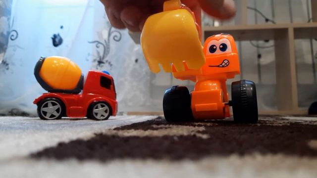 Прикольные машинки для детей Экскаватор и Бетономешалка Веселые машинки смотреть онлайн