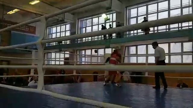 Дмитрий Алтухов -победа в соревнованиях по боксу. смотреть онлайн