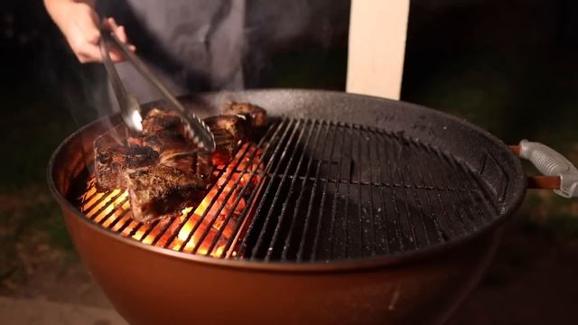 Grilled Lamb Loin Chops on the Weber Kettle! | Chuds BBQ смотреть онлайн