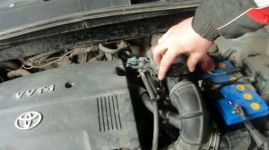 1nz-fe. Вынимаем ДМРВ при работающем моторе.