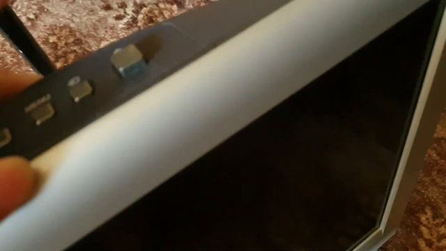 Простейший ремонт жк телевизора Sharp - отключается, перезагружается смотреть онлайн