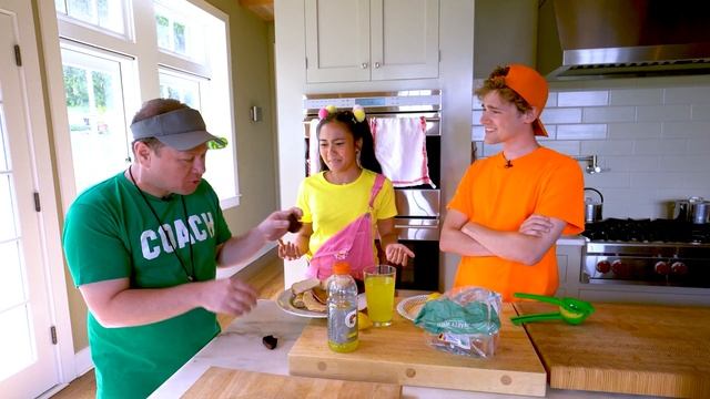 Easy DIY PANCAKE ART CHALLENGE! How to Make Breakfast Food with Ellie #easydiy смотреть онлайн